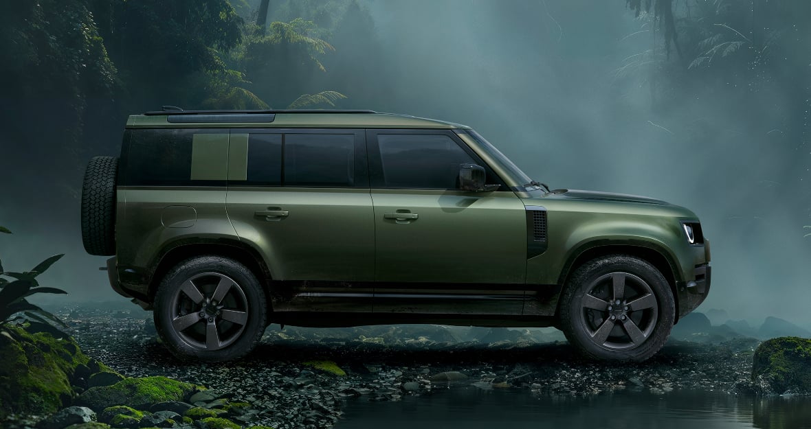 Land Rover Defender 110 in Georgia